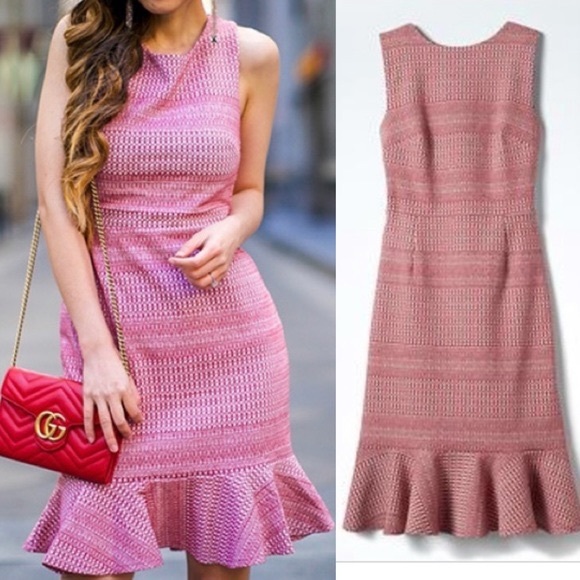 Banana Republic Dresses & Skirts - Banana Republic Crossback Knit Ruffle Dress